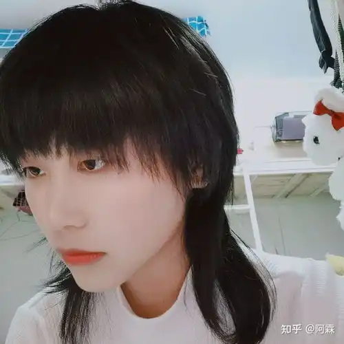 本人是女生,想留狼尾,问一下留过狼尾的妹纸,狼尾适合女生吗或者留狼尾分脸型吗