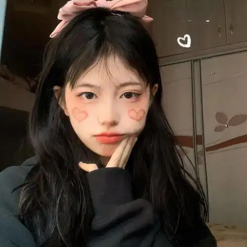 头像丨所有人都是自己推开的夏天