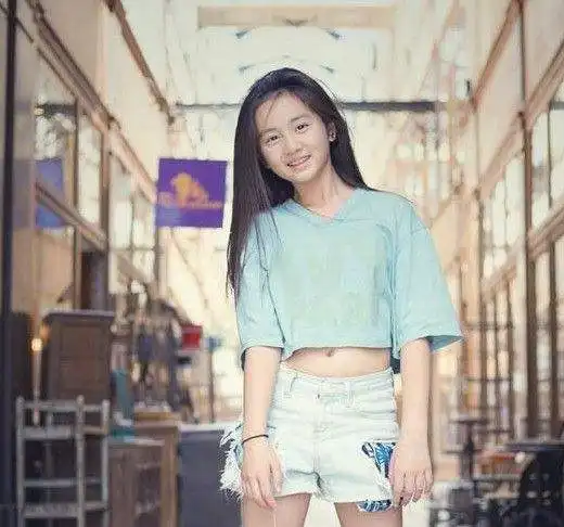 黄磊女儿黄多多近照酷似妻子孙莉,却被质疑12岁就有22岁的成熟感