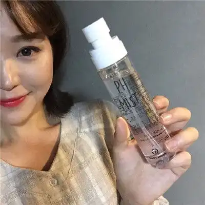 2018最潮最火女生头像高冷侧脸月牙弯弯不想尝悲欢