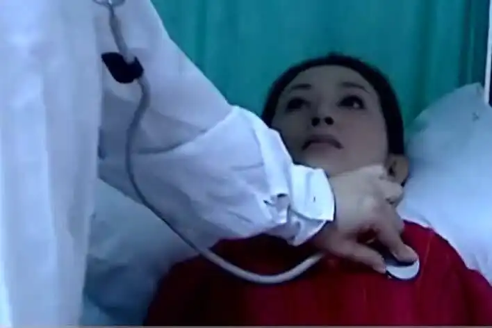 体检医生居心叵测,黑老大女人想逃跑,还是晚一步