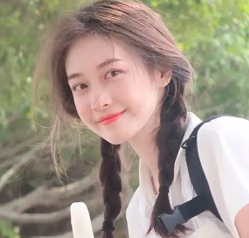 关于成长特别现实的文案