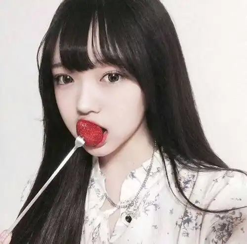 2019下载最多qq头像图片女生