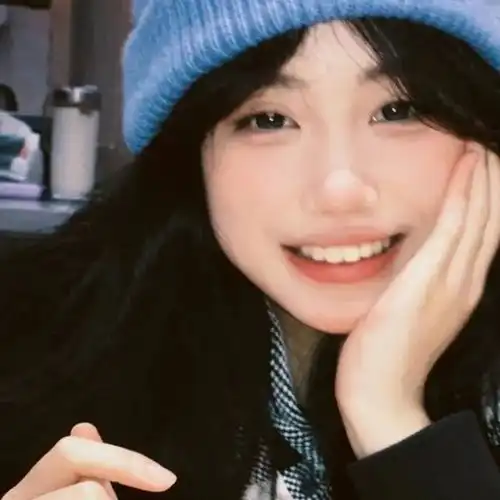 精选优质温柔小众好看的女生头像320