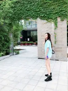 林允开启臭美模式狂晒最新自拍美腿照长腿允名副其实