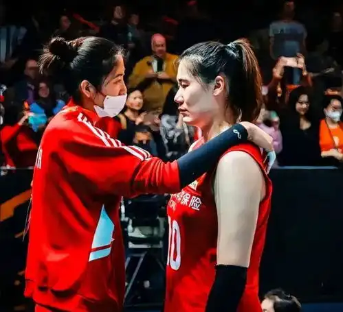 30中国女排杀入决赛剑指世联赛的总冠军李盈莹冲击mvp
