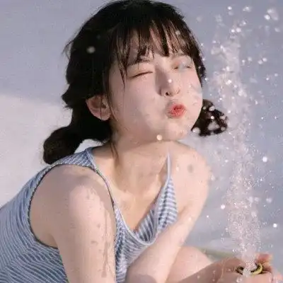 女生头像带花真人隆胸手