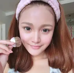 韩国大眼娃娃妆画法变身成为红粉俏佳人
