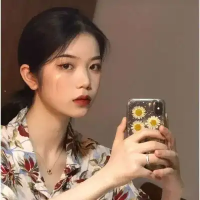 不容亵渎的神明来到这烟火尘间女生头像我要个性网