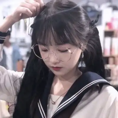 可怜的头像可爱女生谈理