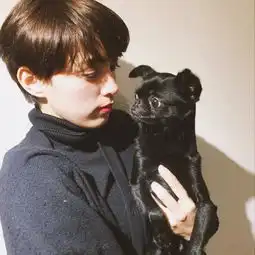 社会女生快手头像图片弹