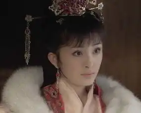 她俩名字相同均为绝色美女一个嫁3任君主,一个生3任帝王