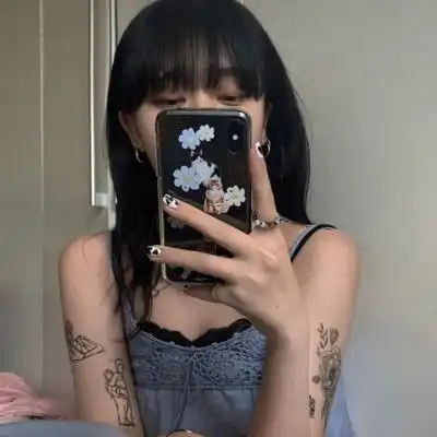 超拽女生头像一直在,这三个字温柔极了