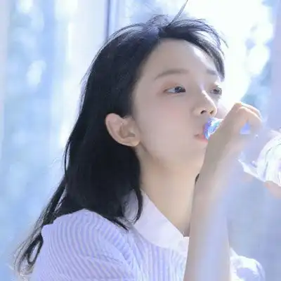 清纯美女qq微信头像侧颜长发女生头像