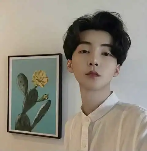 网红女生头像双人李由