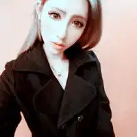 近距离可爱美女qq头像演着戏独自擒掉一个人的悲伤