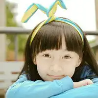 欧美小女孩qq头像那时的我年幼无知