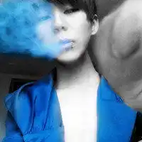 谁知道这男生头像的人叫什么名字
