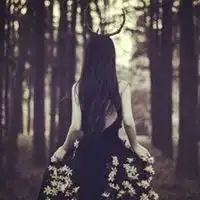 戴鹿角的森系女生头像微信头像图片大全