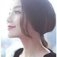 真人头像女高清侧脸高圆