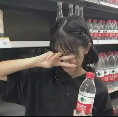 初中女生进入这3个阶段,多半是要停止长高,盼着你一个别中吧
