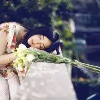 给我发个挺好看女生的图片要挺好看的