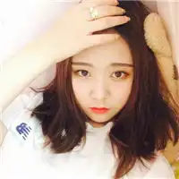 清晰高冷的头像女生李小
