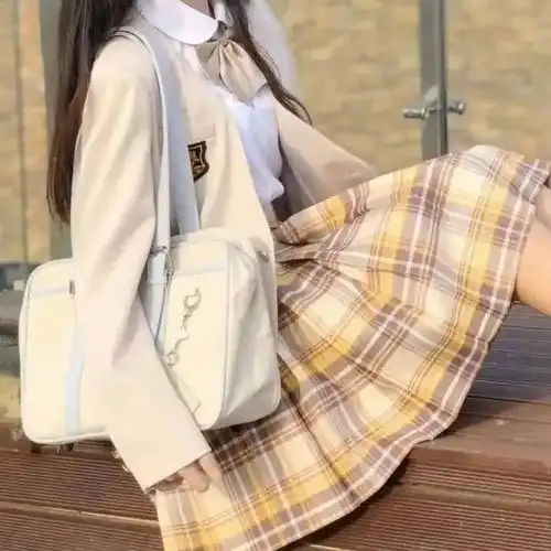 jk制服部位女头人间太吵了你来我心里叭
