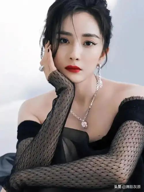 两位绝世美女,都离婚了,这是什么原因是不是长得太漂亮的缘故