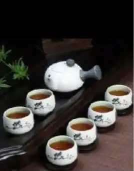 管恩锋内外门廊飞白雪迎新辞旧待年丰诗词十六首