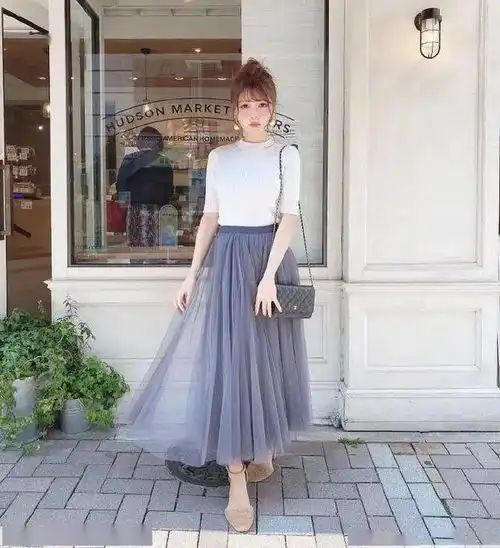 日本90后女博主的减龄穿搭火了,简约时髦还很有女人味