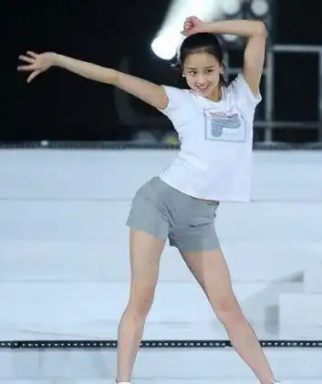 韩国艺术体操精灵,22岁一人独揽5金,曾表白宁泽涛,25岁仍单身