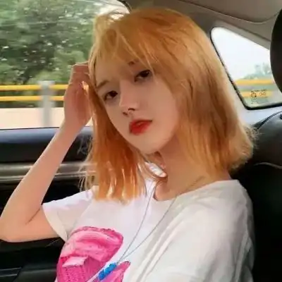 女生头像橙黄色系女生头像