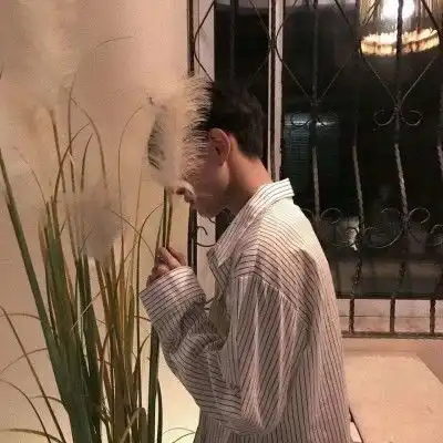心动情头你这么爱笑一定很害怕孤独吧