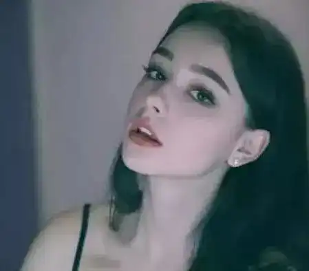 加女生微信后,怎么写开场白才能吸引女生