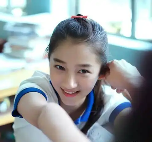 高中女生自认很仙女的3种行为,却使老师讨厌,男生也很反感