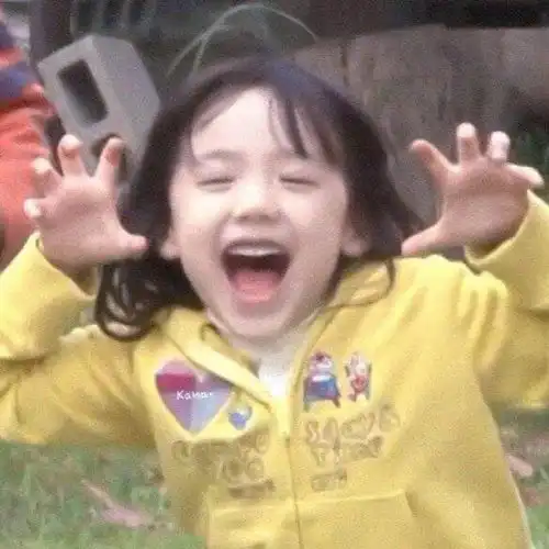 qq可爱小女孩头像芦田爱