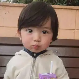 这个日本宝宝大眼睛呆萌,看似小公主,原来是个小正太
