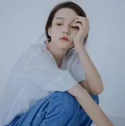 不会拉伸锻炼,小姐姐告诉你这样才对