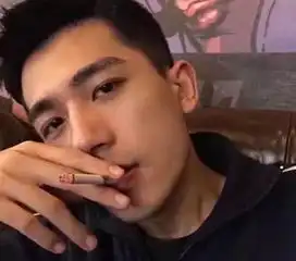 女生说下次聊,低情商男回复好的,暖男分分钟栓住她的心