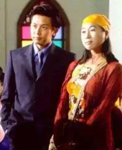 昔日tvb最富公子哥一夜赌输一个亿,撇下百亿家产一心向佛出家修行