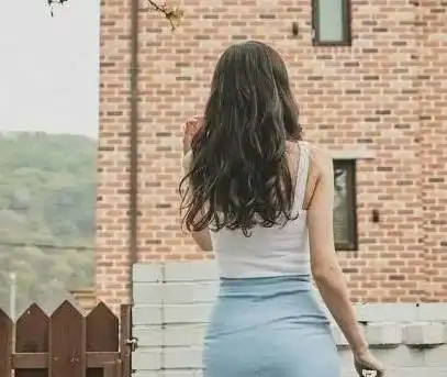 时尚美女街拍甜美漂亮的女神,让人总想多瞄几眼