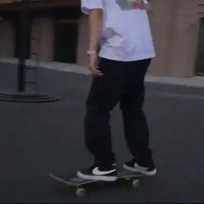 男生头像丨我是一个没有感情的饭桶
