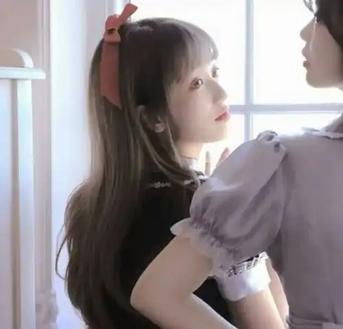 无水印女生头像闺密