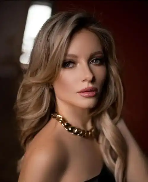 被天使吻过的大美女叶卡捷琳娜佐里纳