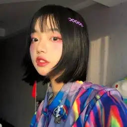你是踩碎星光落入我梦境的一袋幻想小清新阳光女生头像