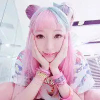 2019最潮最火女生头像原宿微信头像图片大全