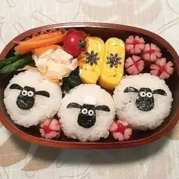 日本这位傲娇爸爸竟然给孩子这样做便当有爱的留言真的很暖心了