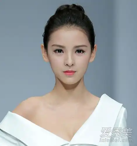 网红女生头像双人王思聪