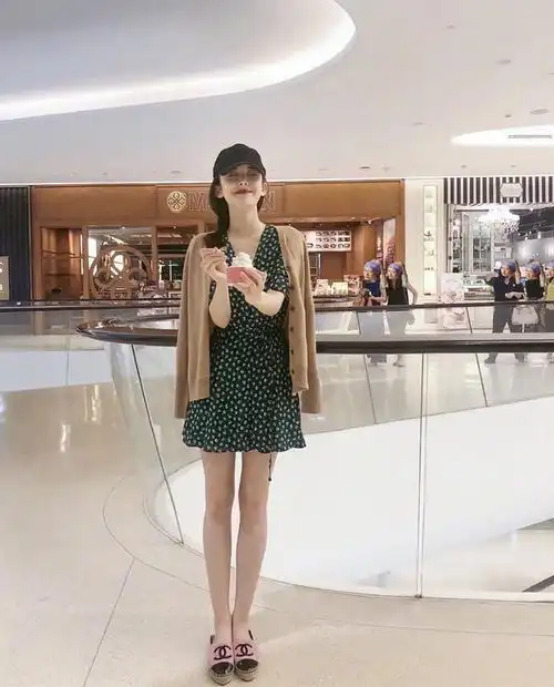 本季张钧甯杨紫杨颖只需一条连衣裙就够了轻松提升美艳程度